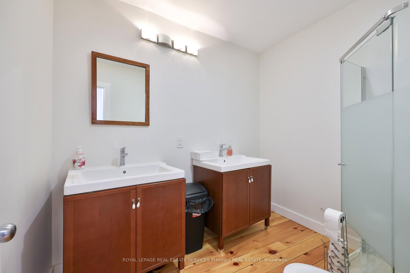 2 Queen Street E - Photo 27