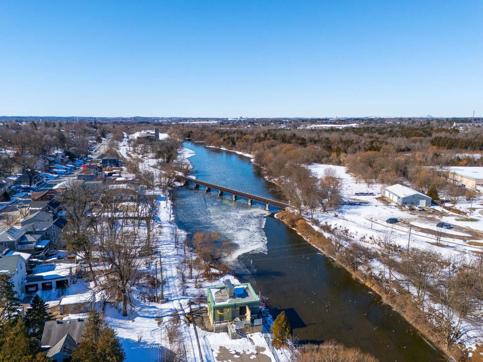 2 Queen Street E - Photo 36