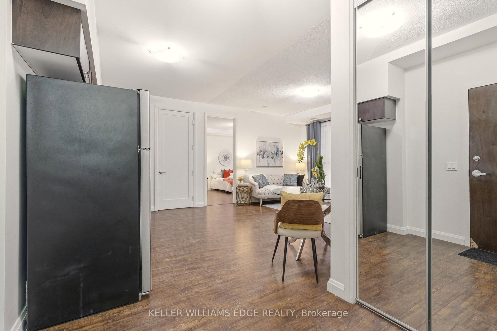 Condo for sale at 408-112 King Street, Hamilton, Ontario, L8N 1A8 - Beasley - MLS: X12848480