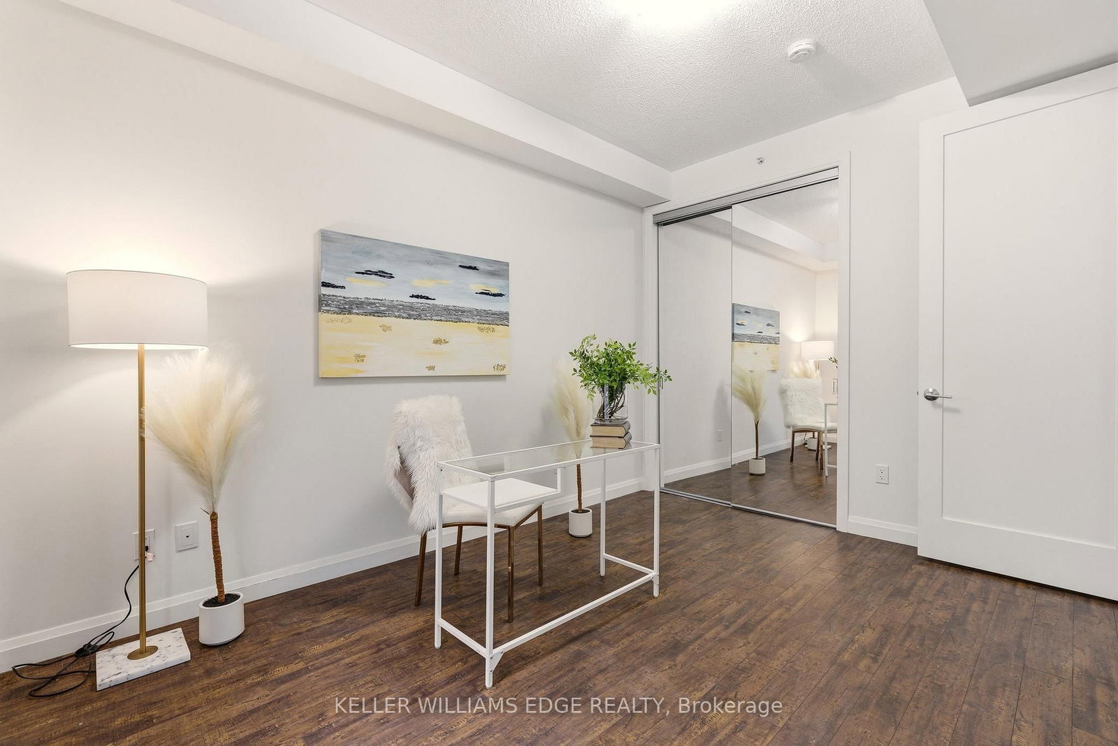 Condo for sale at 408-112 King Street, Hamilton, Ontario, L8N 1A8 - Beasley - MLS: X12848480