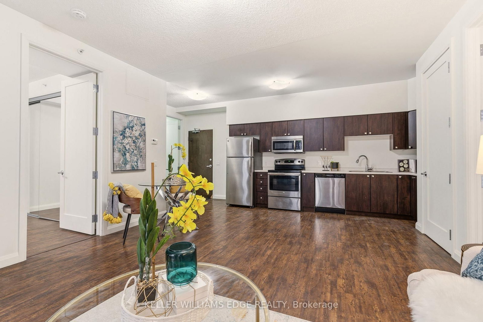 Condo for sale at 408-112 King Street, Hamilton, Ontario, L8N 1A8 - Beasley - MLS: X12848480