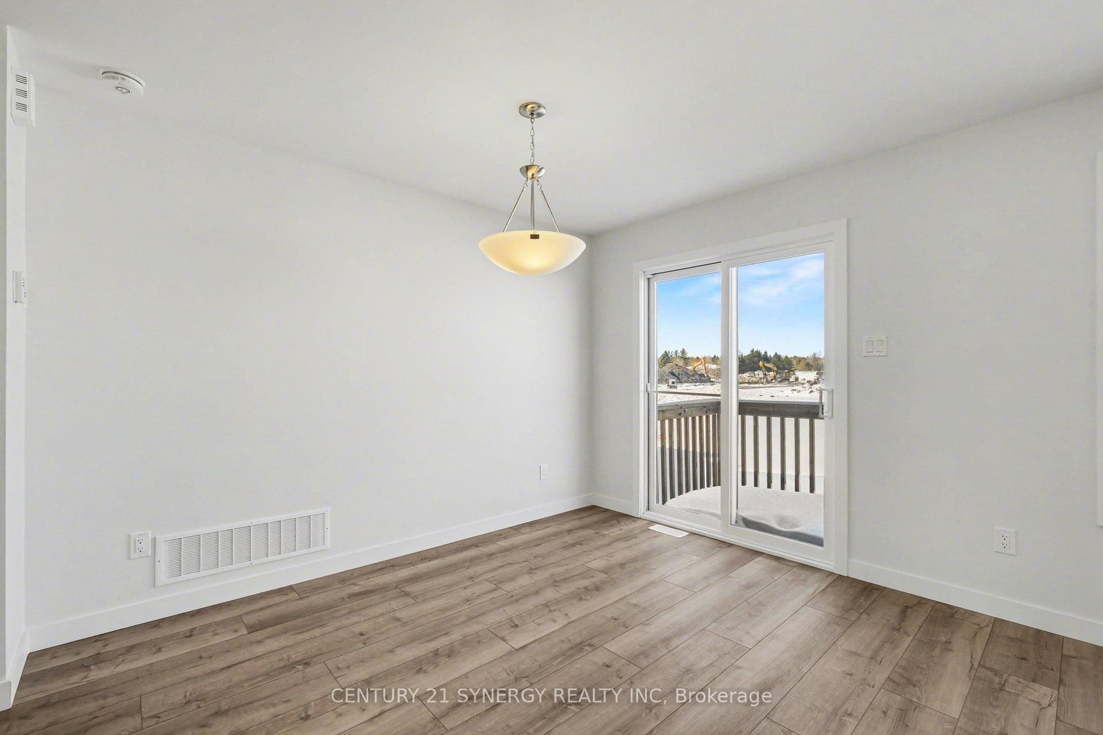 31 Helen Street • North Stormont, ON photo 10