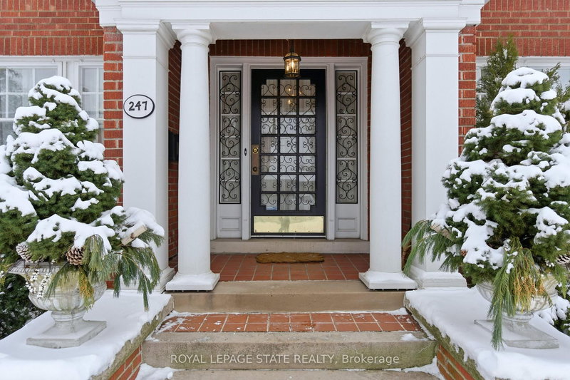 247 MacNab St S, Hamilton, L8P 3E2 | Image 2