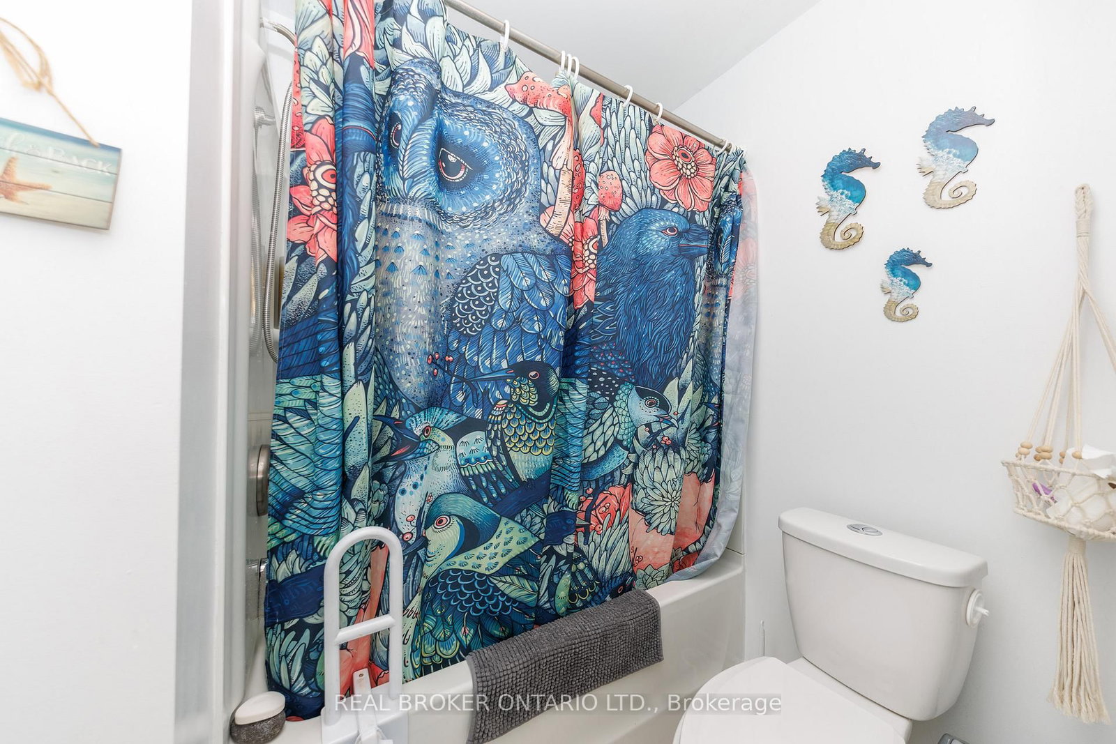 Semi-Detached House for sale at 242 Jarvis Street, Fort Erie, Ontario, L2A 2S5 - Central - MLS: X12848548