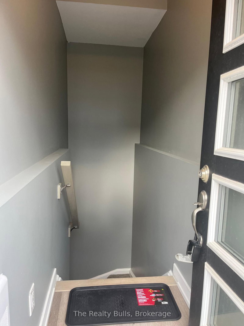 812 - 4263 Fourth Ave, Niagara Falls, L2E 0C3 | Image 3