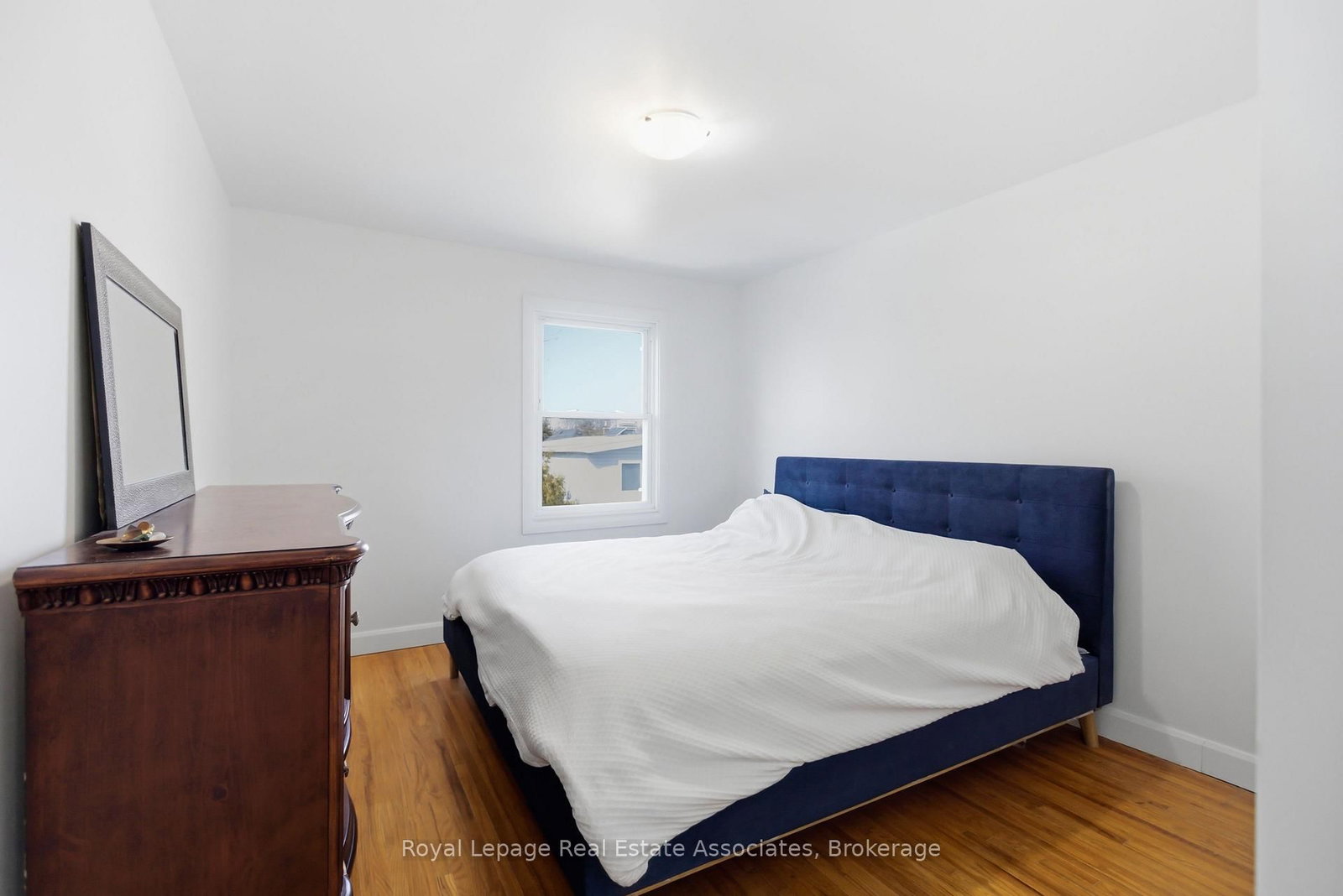 Detached House for lease at 289 Strathearne Avenue, Hamilton, Ontario, L8H 5K8 - Homeside - MLS: X12848664