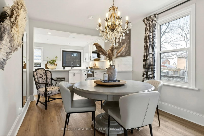 381 Elizabeth St, Grimsby, L3M 3K6 | Image 3