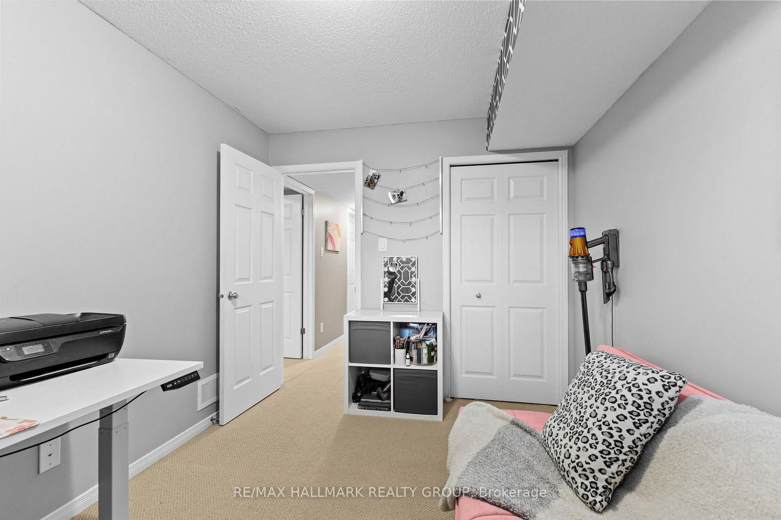 358 Galston Private - Photo 32