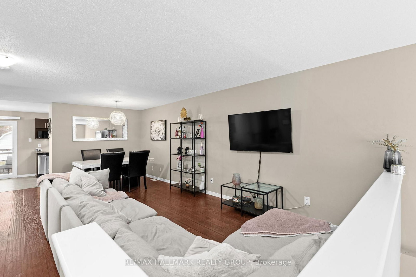 358 Galston Private - Photo 9