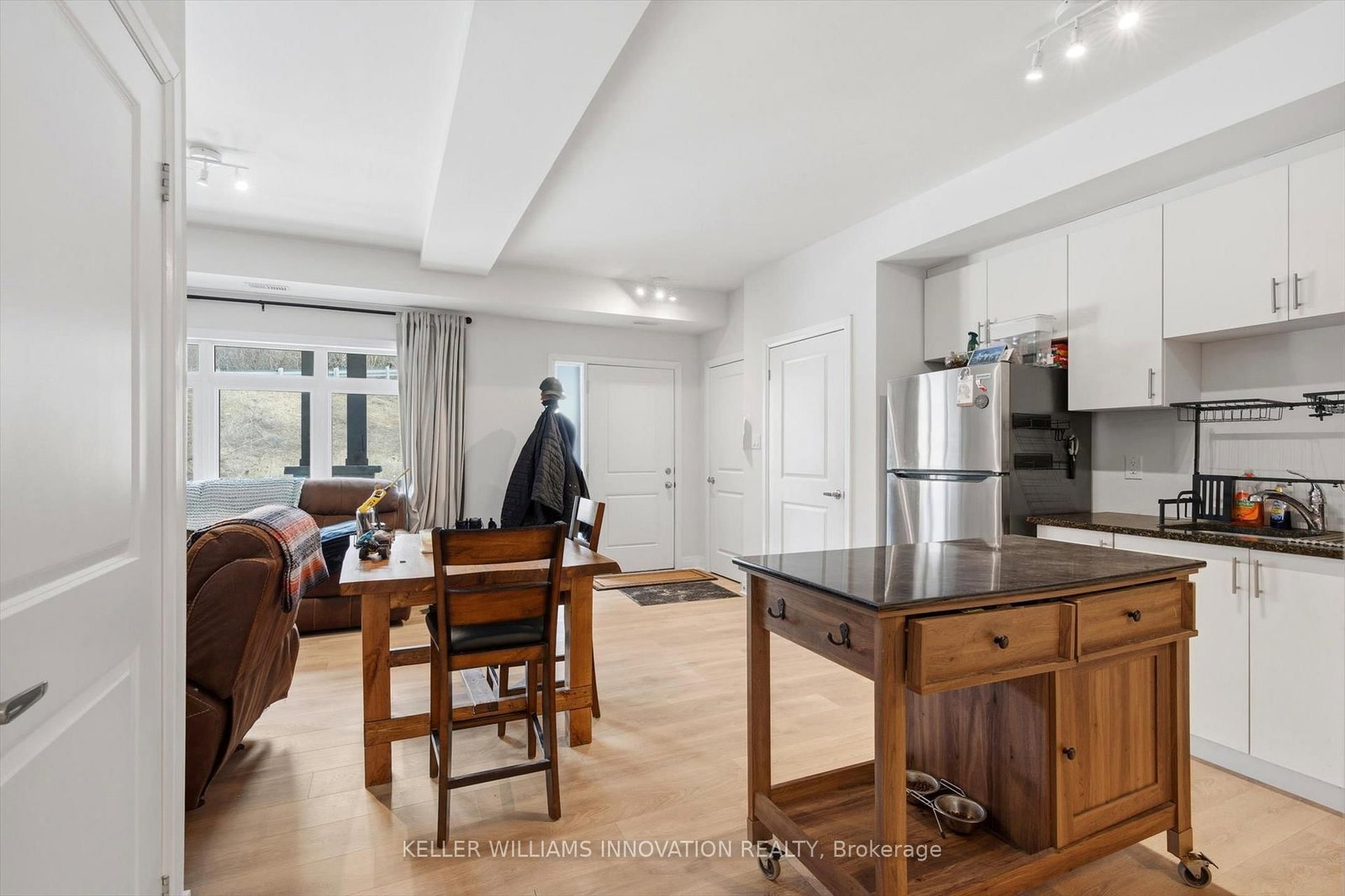 Townhouse for sale at 71-2 Willow Street, Brant, Ontario, N3L 0K7 - Paris - MLS: X12848982