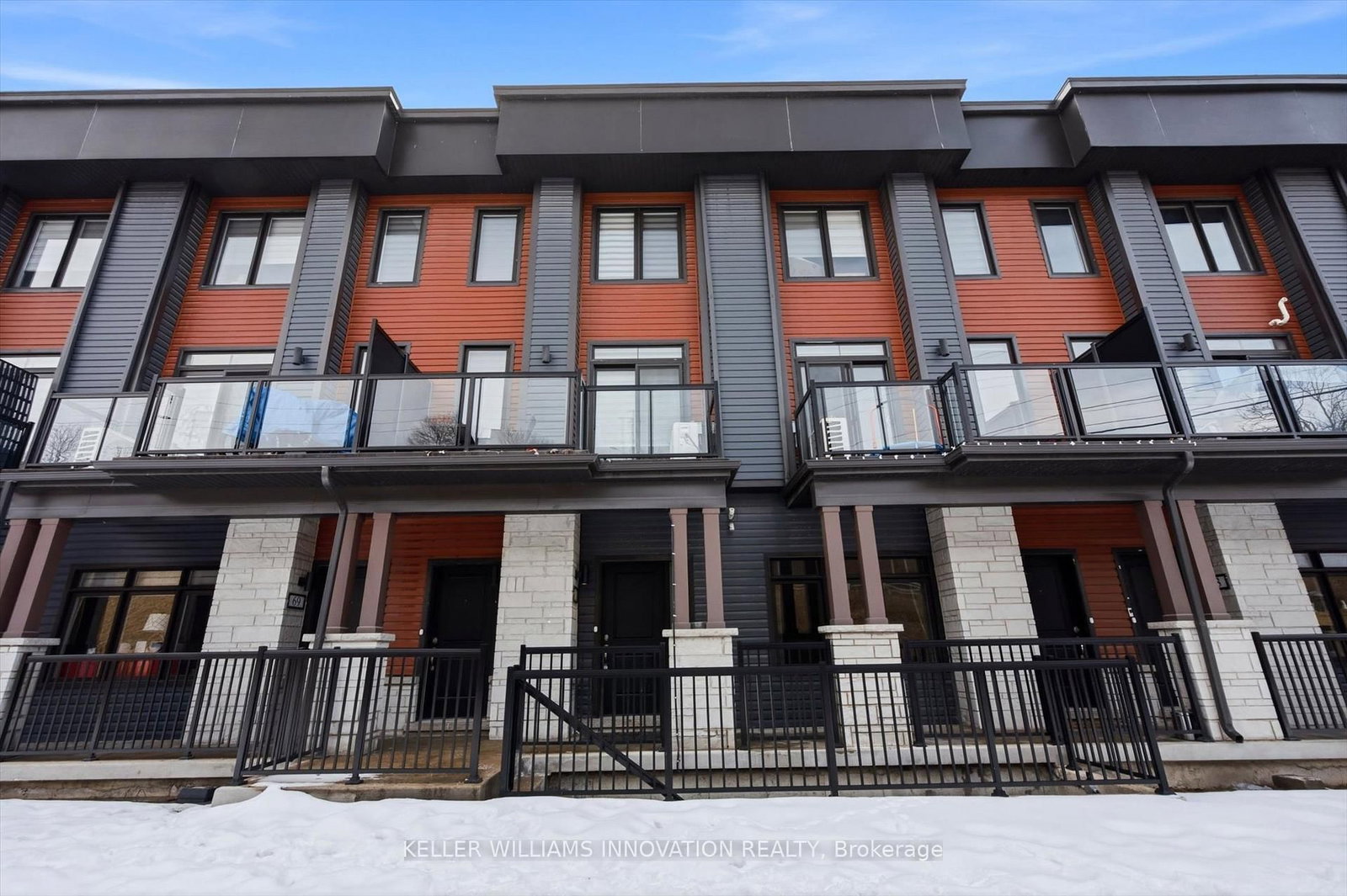 Townhouse for sale at 71-2 Willow Street, Brant, Ontario, N3L 0K7 - Paris - MLS: X12848982