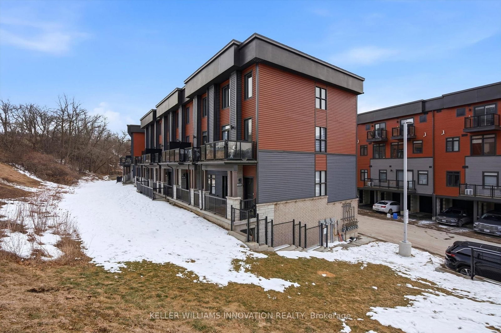 Townhouse for sale at 71-2 Willow Street, Brant, Ontario, N3L 0K7 - Paris - MLS: X12848982