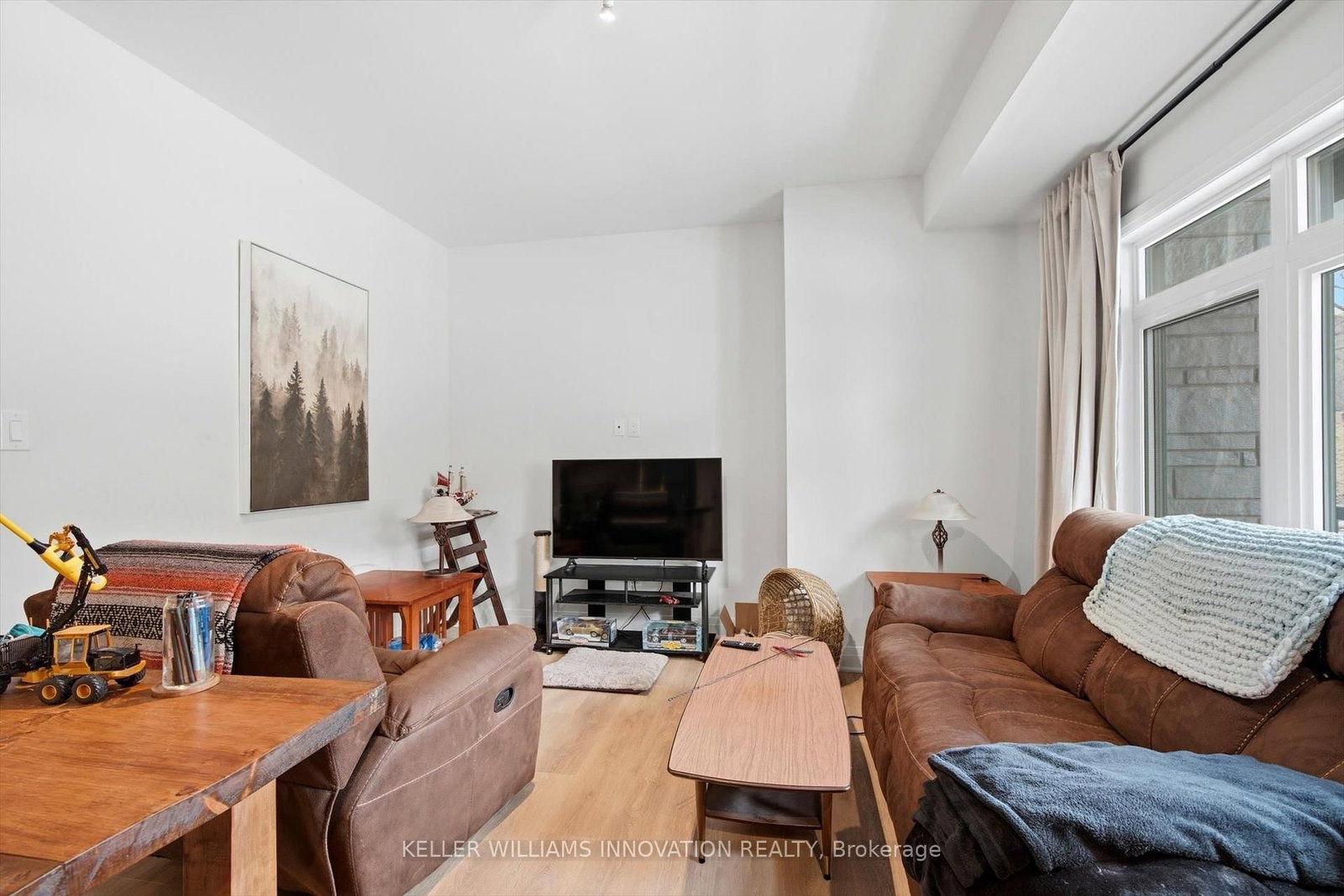 Townhouse for sale at 71-2 Willow Street, Brant, Ontario, N3L 0K7 - Paris - MLS: X12848982