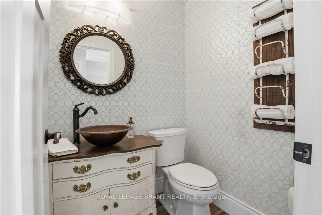 Detached House for sale at 25 Brian Drive, Brant, Ontario, N0E 1A0 - Burford - MLS: X12849534