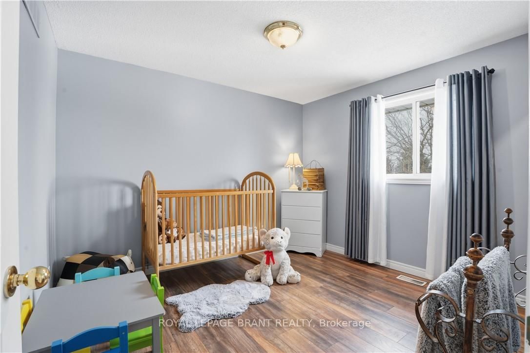 Detached House for sale at 25 Brian Drive, Brant, Ontario, N0E 1A0 - Burford - MLS: X12849534