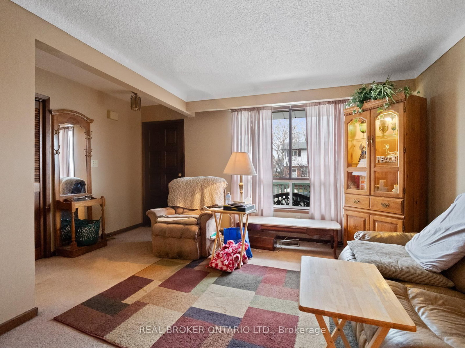 Detached House for sale at 20 Brackencrest Road, St. Catharines, Ontario, L2P 3K8 - Secord Woods - MLS: X12849650