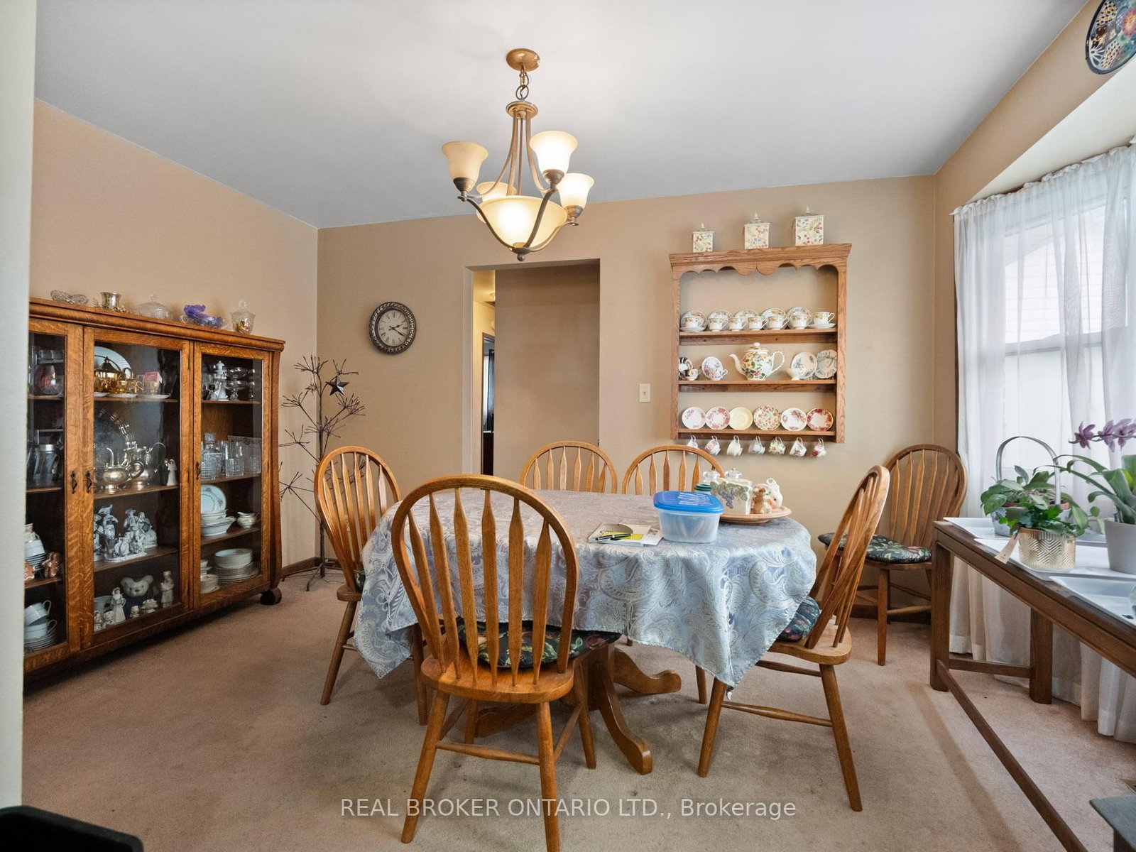 Detached House for sale at 20 Brackencrest Road, St. Catharines, Ontario, L2P 3K8 - Secord Woods - MLS: X12849650