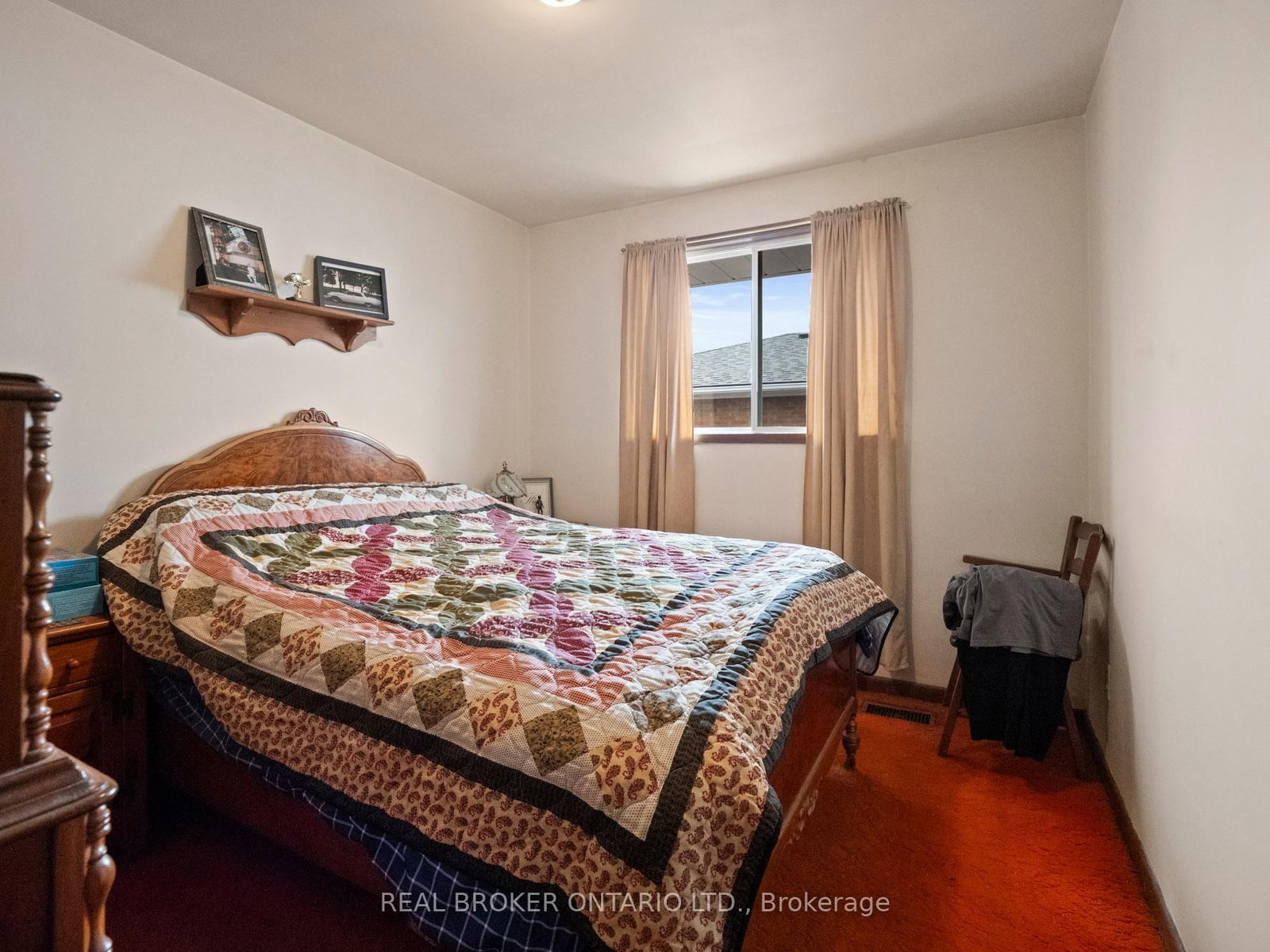 Detached House for sale at 20 Brackencrest Road, St. Catharines, Ontario, L2P 3K8 - Secord Woods - MLS: X12849650