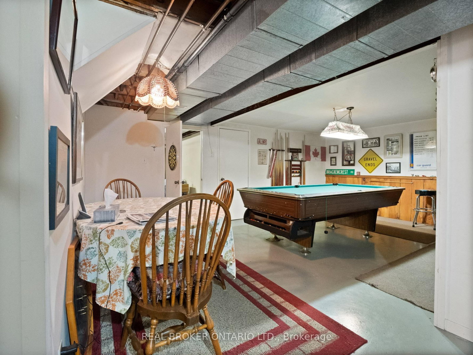 Detached House for sale at 20 Brackencrest Road, St. Catharines, Ontario, L2P 3K8 - Secord Woods - MLS: X12849650