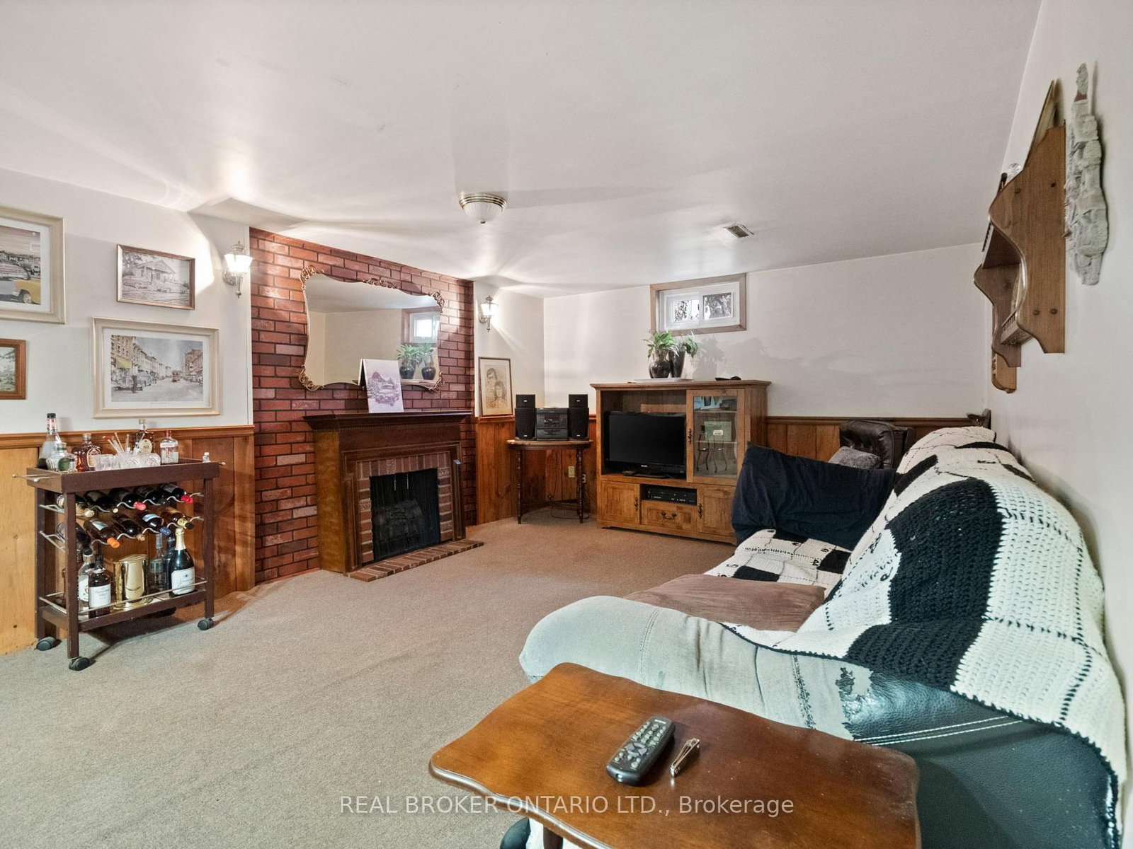 Detached House for sale at 20 Brackencrest Road, St. Catharines, Ontario, L2P 3K8 - Secord Woods - MLS: X12849650