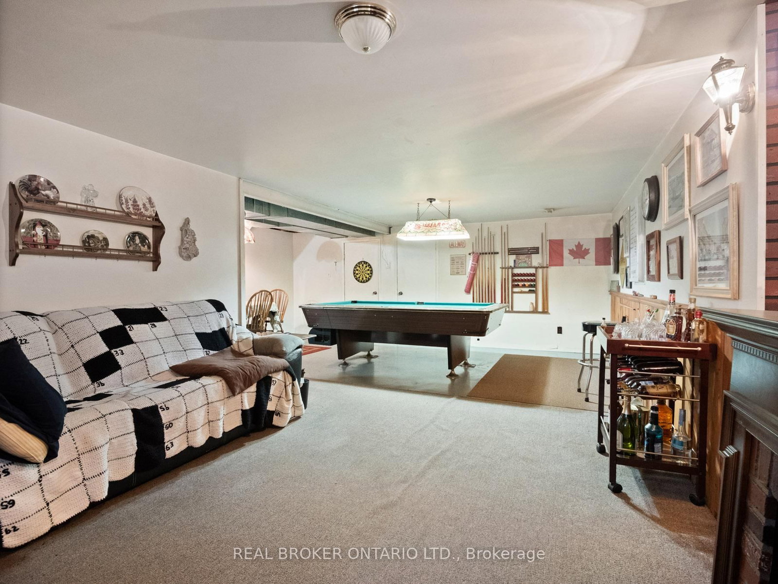 Detached House for sale at 20 Brackencrest Road, St. Catharines, Ontario, L2P 3K8 - Secord Woods - MLS: X12849650