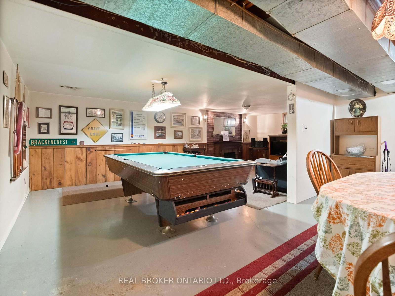 Detached House for sale at 20 Brackencrest Road, St. Catharines, Ontario, L2P 3K8 - Secord Woods - MLS: X12849650