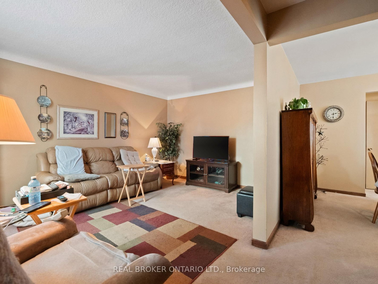 Detached House for sale at 20 Brackencrest Road, St. Catharines, Ontario, L2P 3K8 - Secord Woods - MLS: X12849650