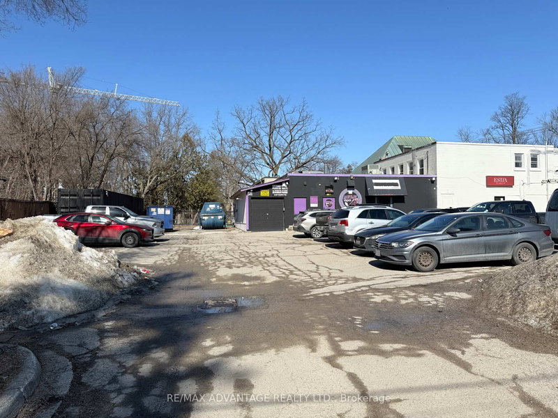 1135 Richmond St, London East, N6A 3K6 | Image 2