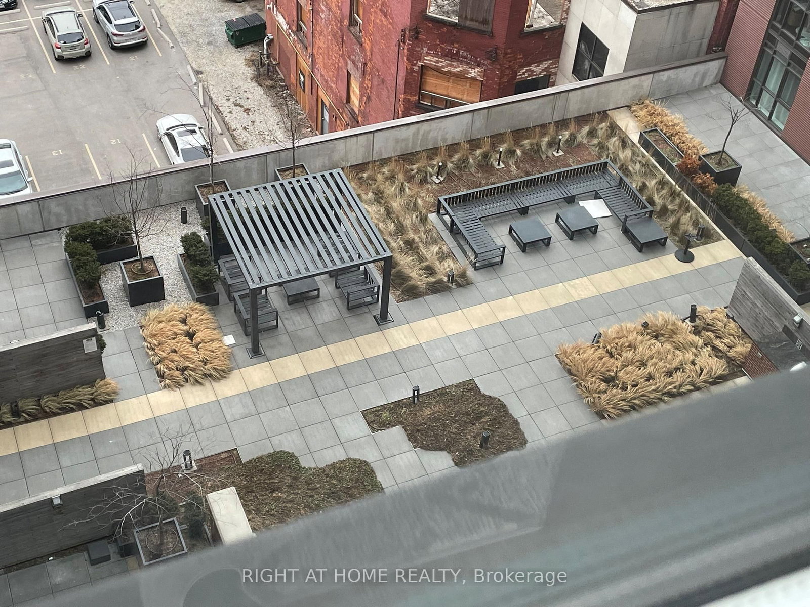 Condo for sale at 1015-118 King Street, Hamilton, Ontario, L8N 0A9 - Beasley - MLS: X12849896