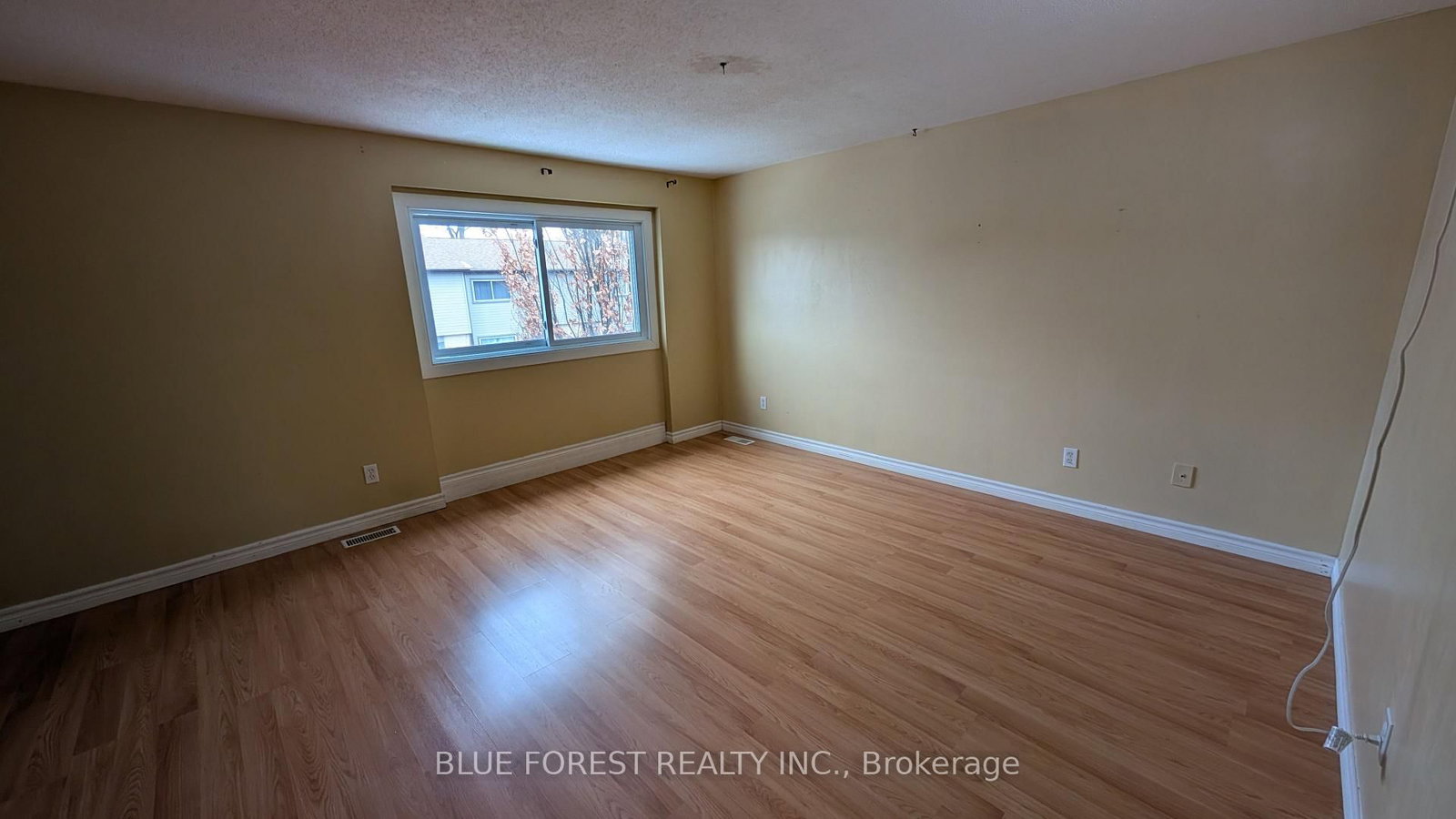 Townhouse for sale at 20-253 Taylor Street, London East, Ontario, N5Y 2J6 - East C - MLS: X12850066