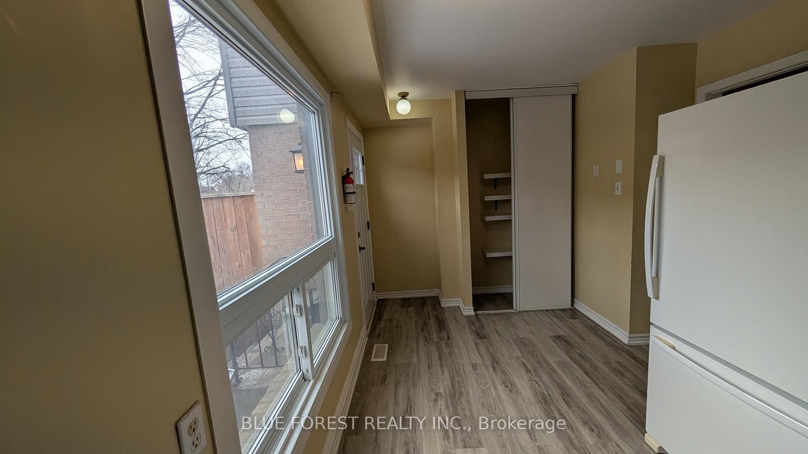 Townhouse for sale at 20-253 Taylor Street, London East, Ontario, N5Y 2J6 - East C - MLS: X12850066