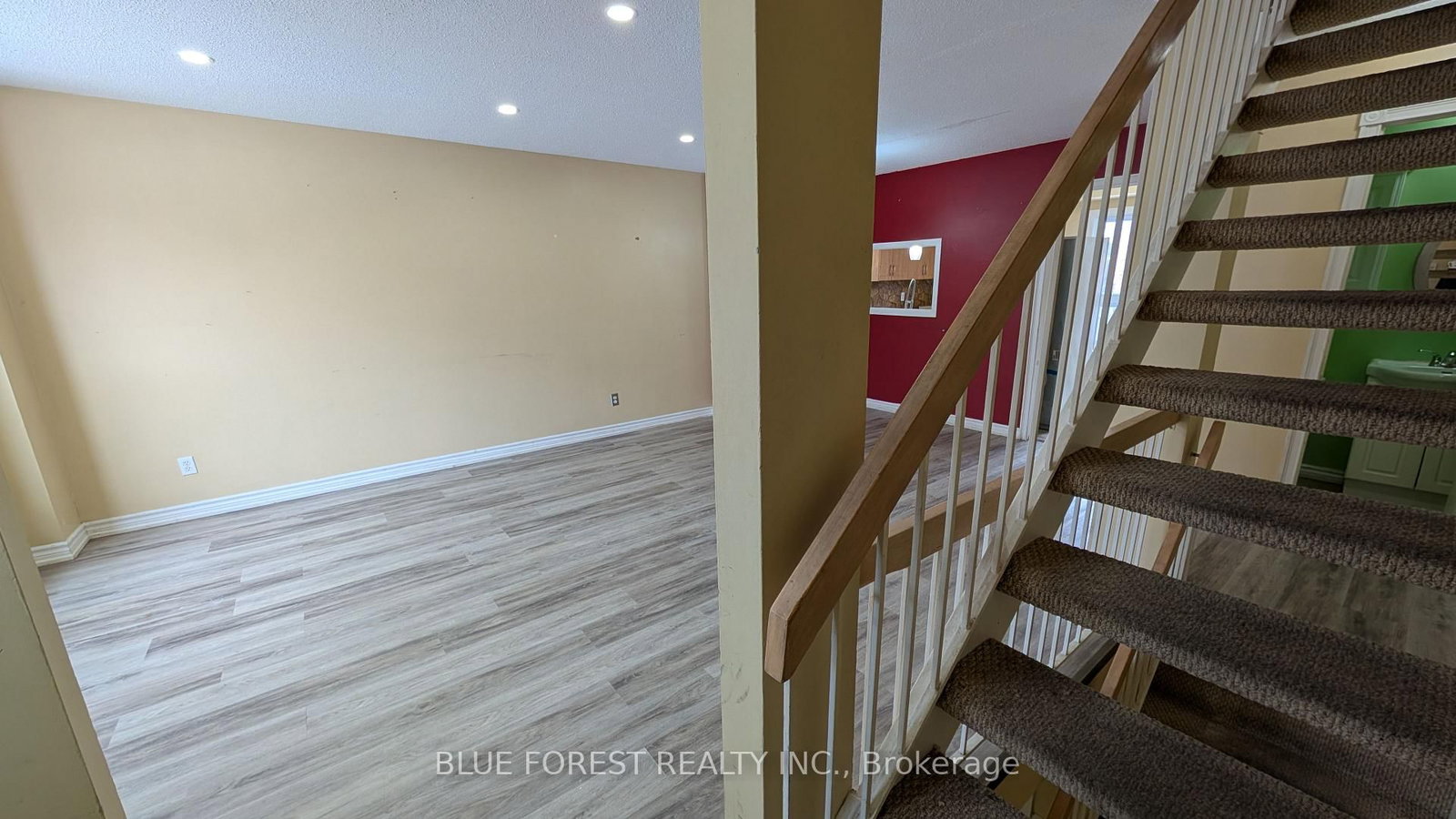 Townhouse for sale at 20-253 Taylor Street, London East, Ontario, N5Y 2J6 - East C - MLS: X12850066