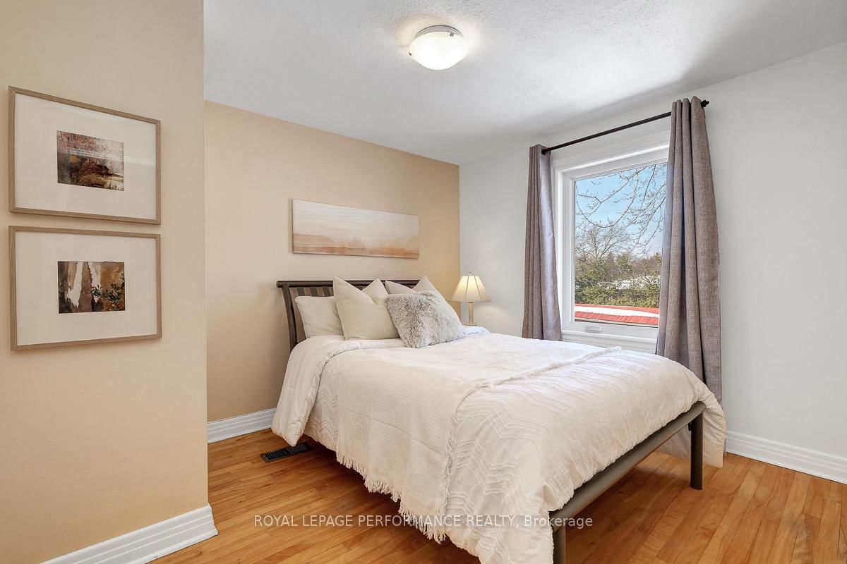 Semi-Detached House for sale at 321 Donald Street, Ottawa, Ontario, K1K 1M4 - Overbrook/Castle Heights - MLS: X12850072