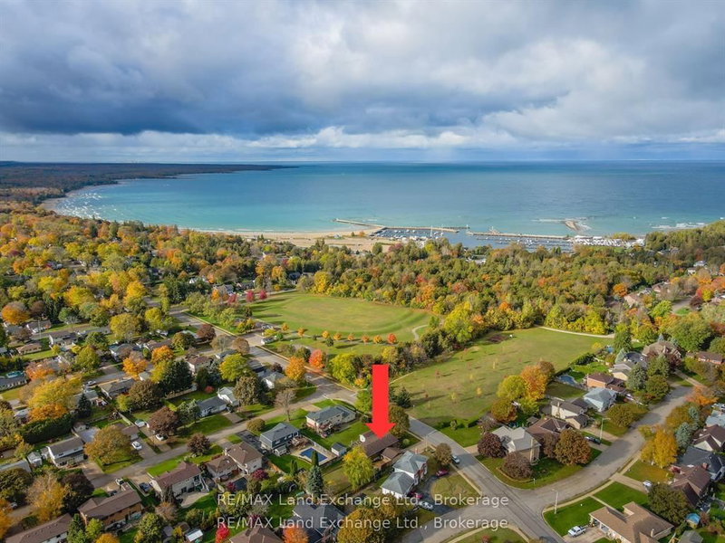 829 Highland St, Saugeen Shores, N0H 2C2 | Image 2