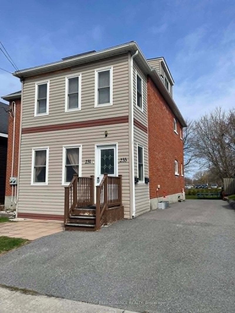 231-233 Fifth St E, Cornwall, K6J 3R9 | Image 3