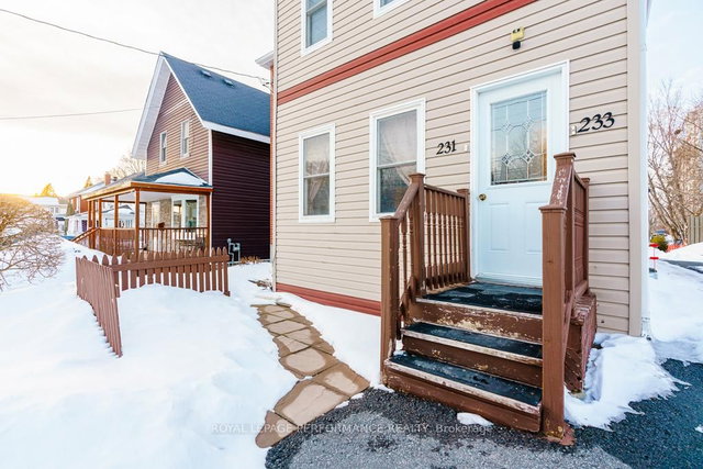 231-233 Fifth Street E