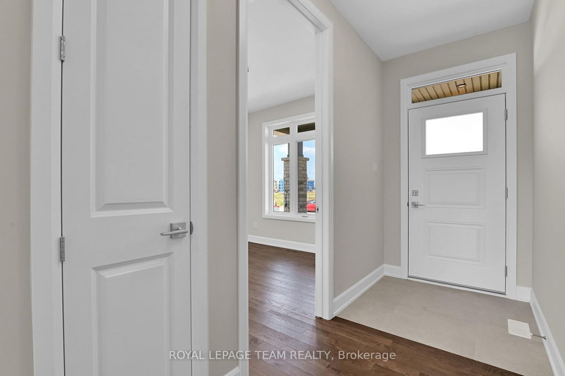 1185 Potter Dr, Brockville, K6V 0G8 | Image 2