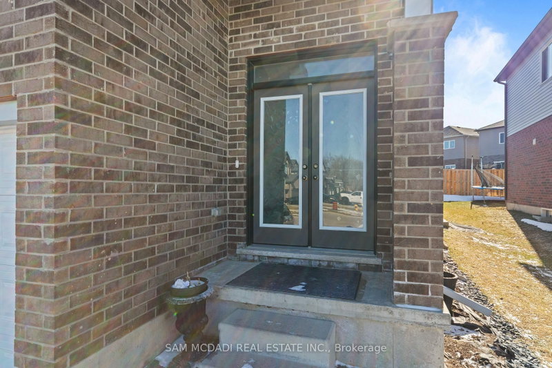 2743 Oriole Drive