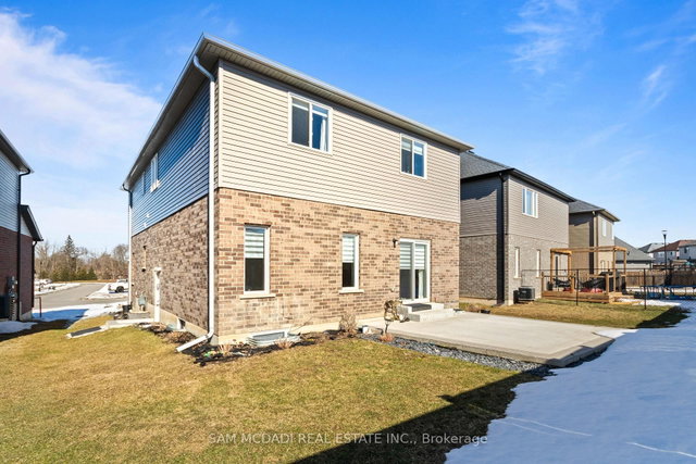 2743 Oriole Drive