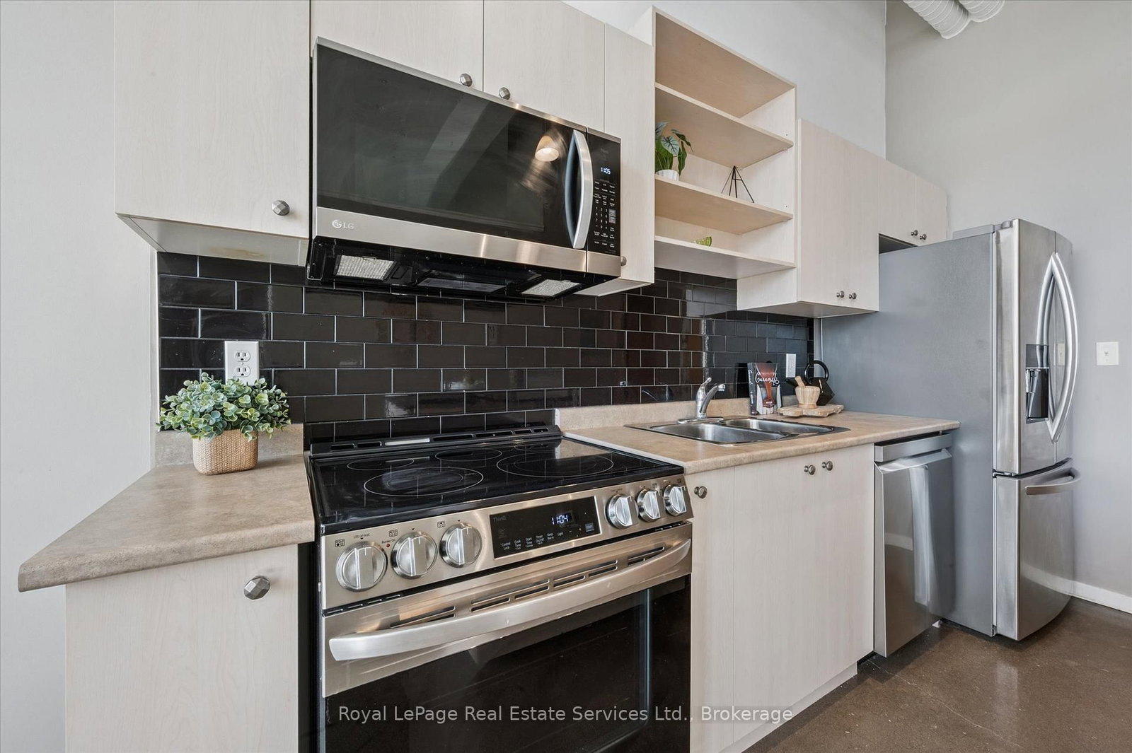 410 King Street W, Unit 308 - Photo 5