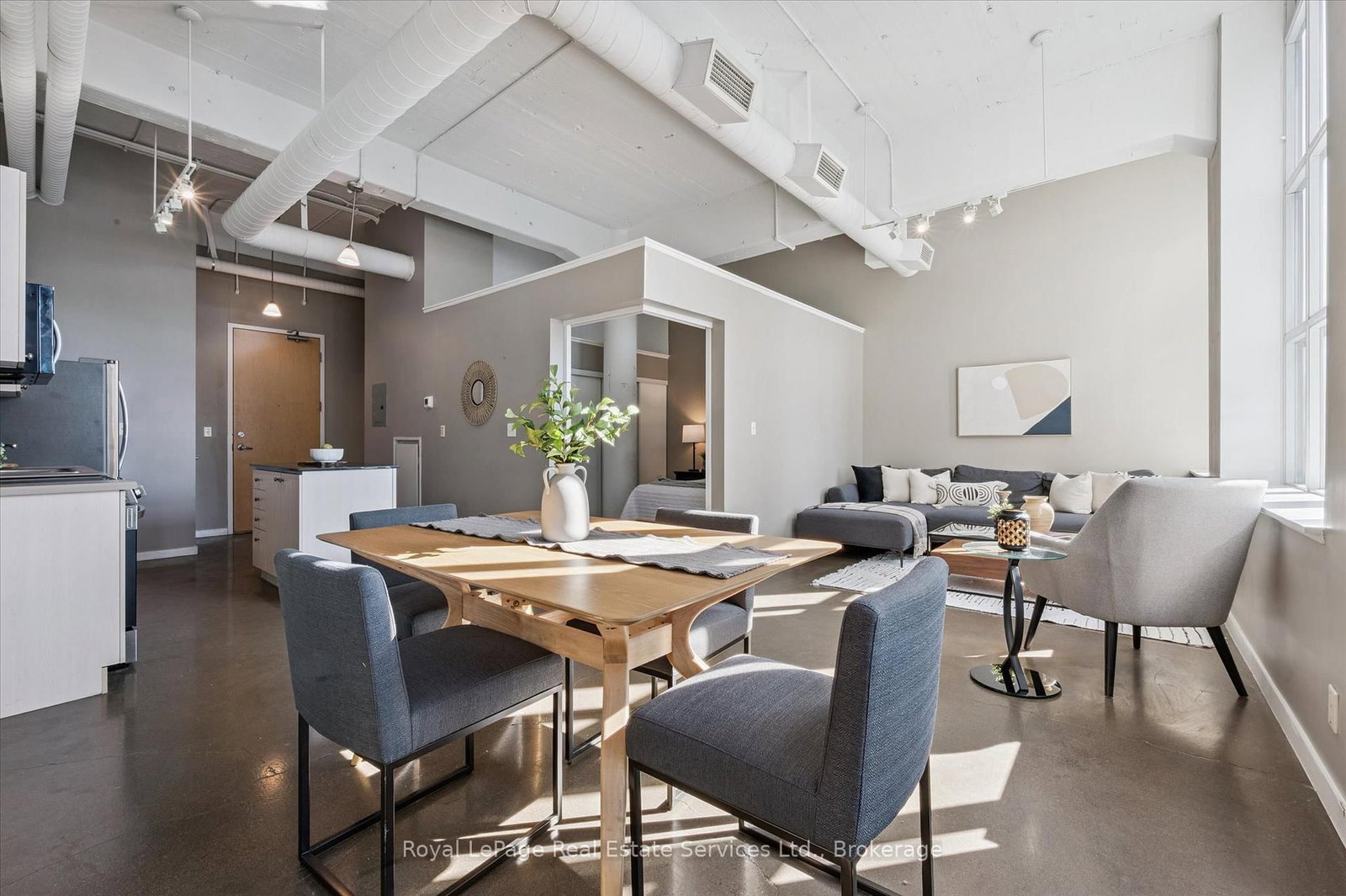 410 King Street W, Unit 308 - Photo 9