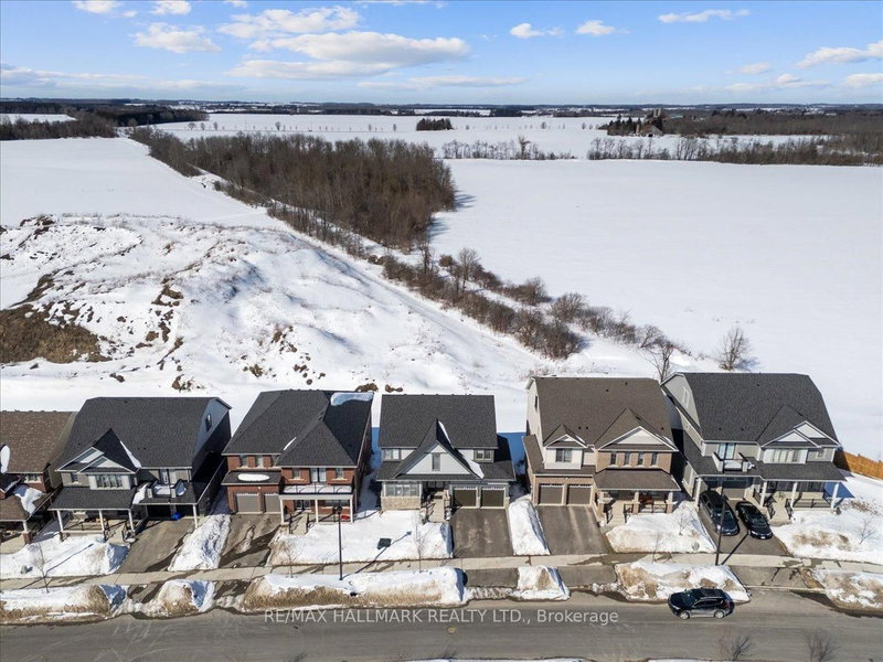 106 Rea Dr, Centre Wellington, N1M 0J8 | Image 2