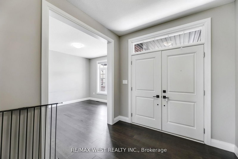 25 Greenbrier Rdge, Thames Centre, N0L 1G2 | Image 3