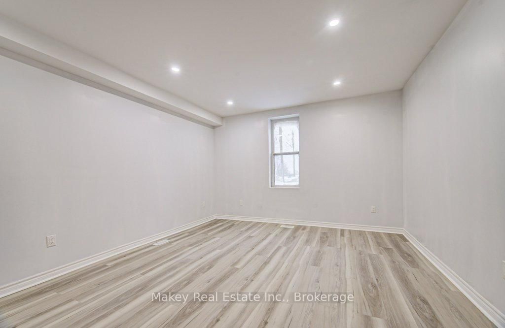 115 Courtney Street - Photo 10