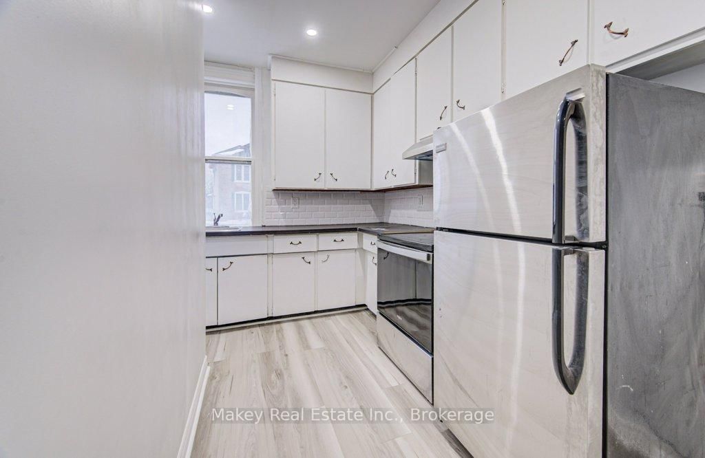 115 Courtney Street - Photo 14