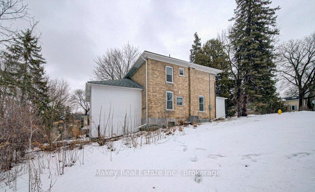 115 Courtney Street - Photo 44