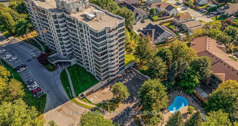 home for sale on 601-81 Scott Street