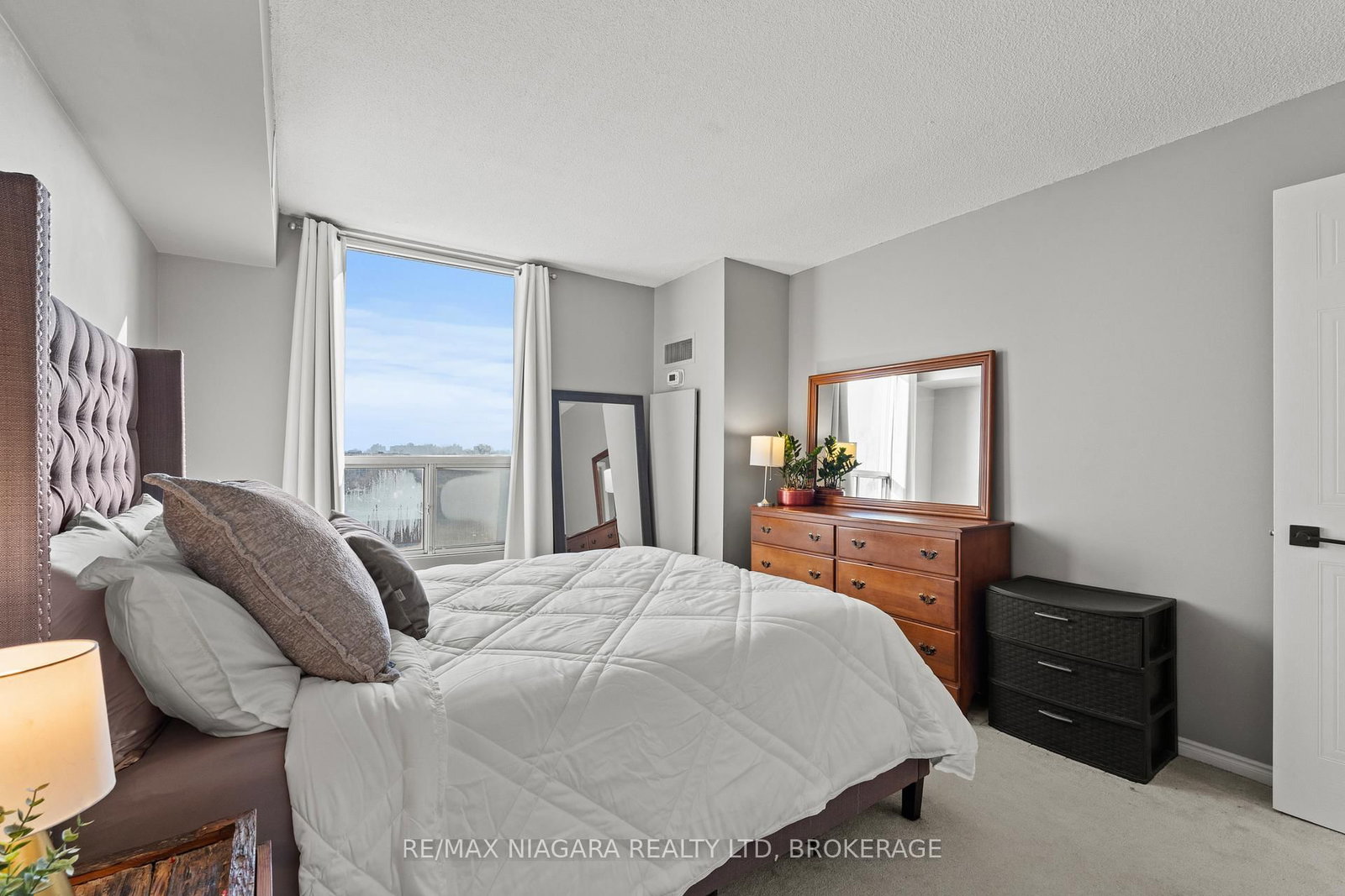 81 Scott Street, Unit 601 - Photo 23