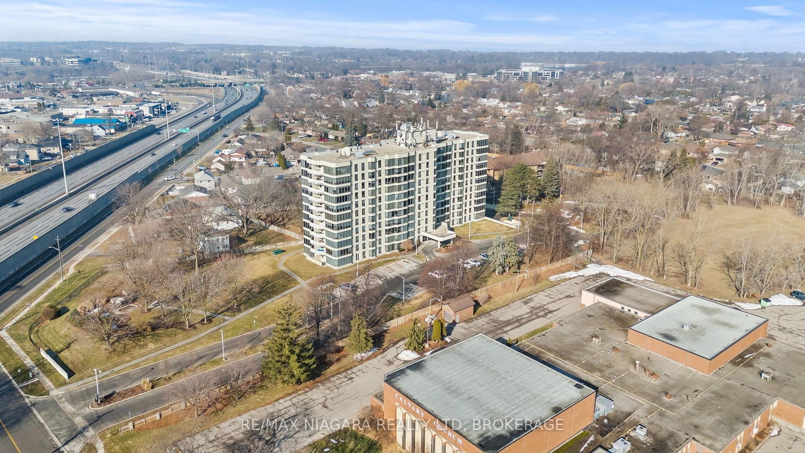 81 Scott Street, Unit 601 - Photo 28