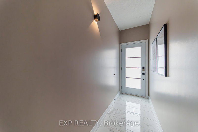 1101 - 310 Masters Lane, Clarence-Rockland, K4K 0L3 | Image 3